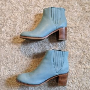 Samantha Pleet Wolverine 1000 Mile ankle boots